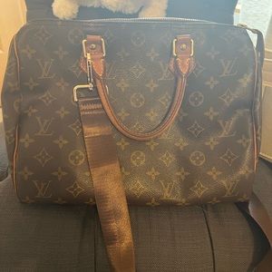 Louis Vuitton Speedy 30